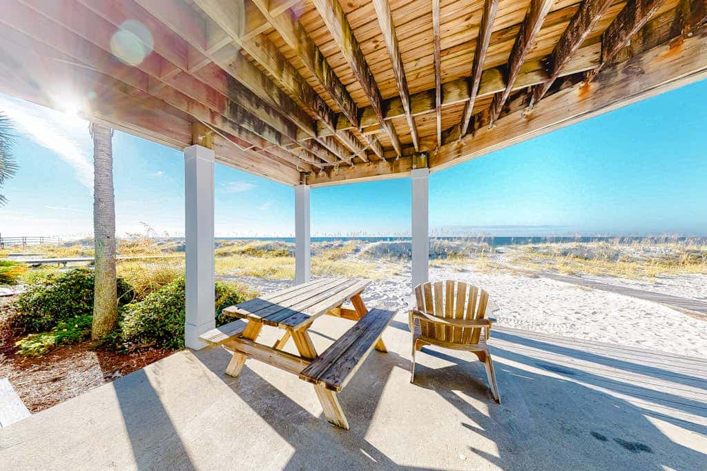 Beachfront home with gorgeous Gulf view, boardwalk, 3 decks & pool access