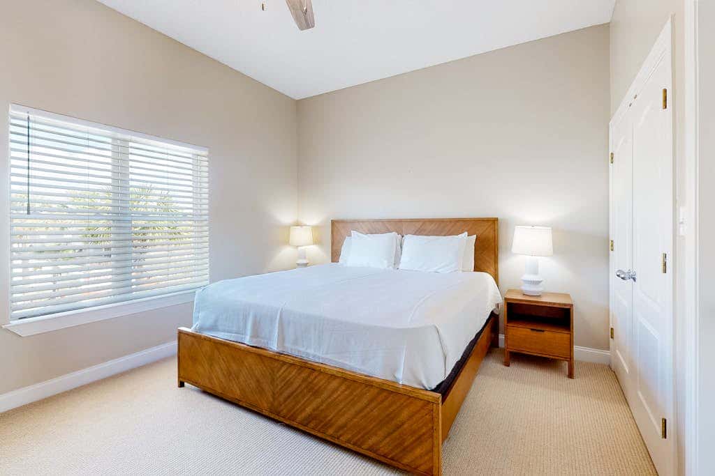 Large beachfront home with pool, deck & AC - wedding-friendly