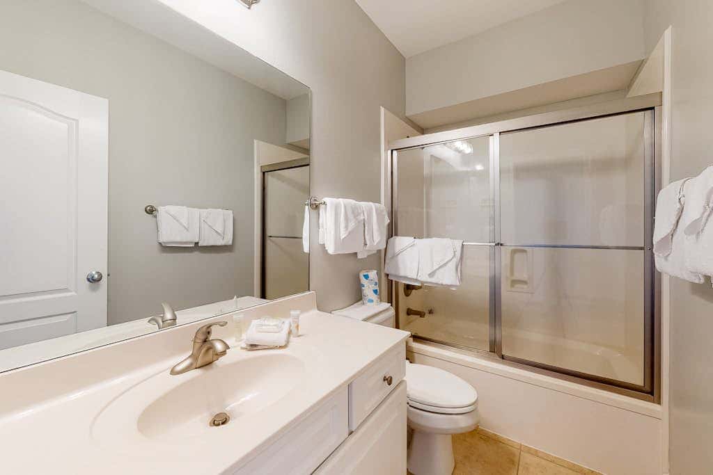Large beachfront home with pool, deck & AC - wedding-friendly