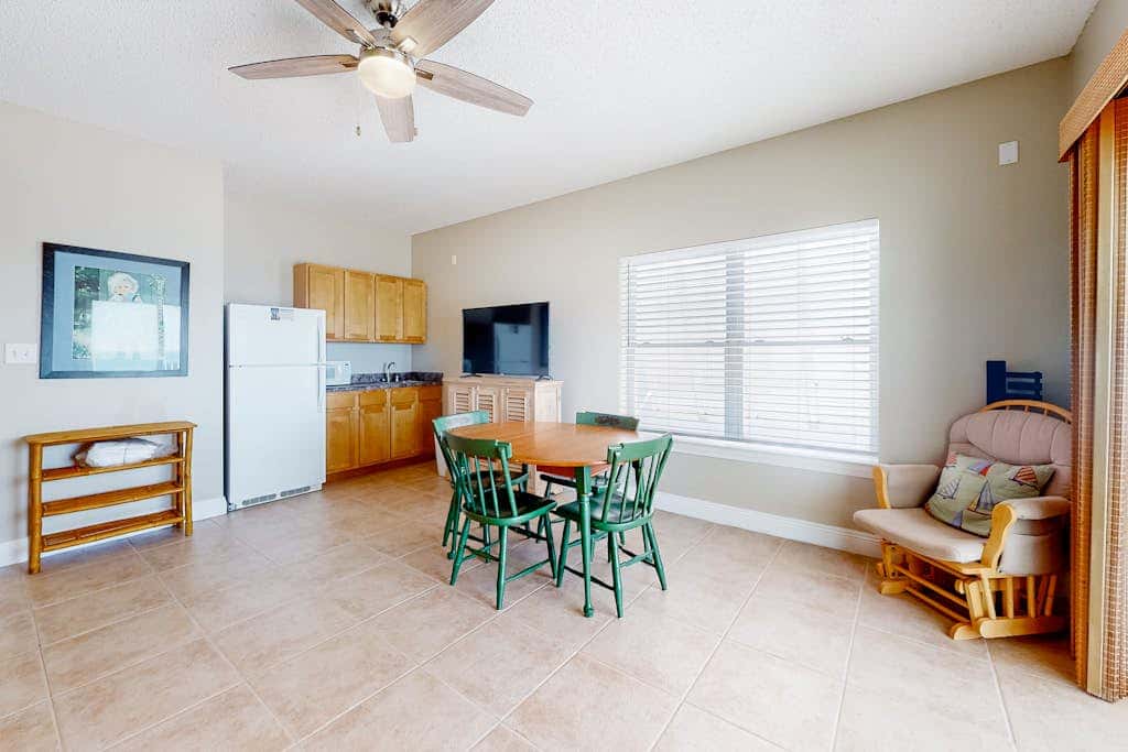 Large beachfront home with pool, deck & AC - wedding-friendly
