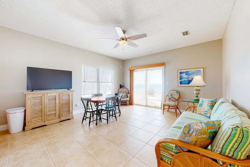 Large beachfront home with pool, deck & AC - wedding-friendly