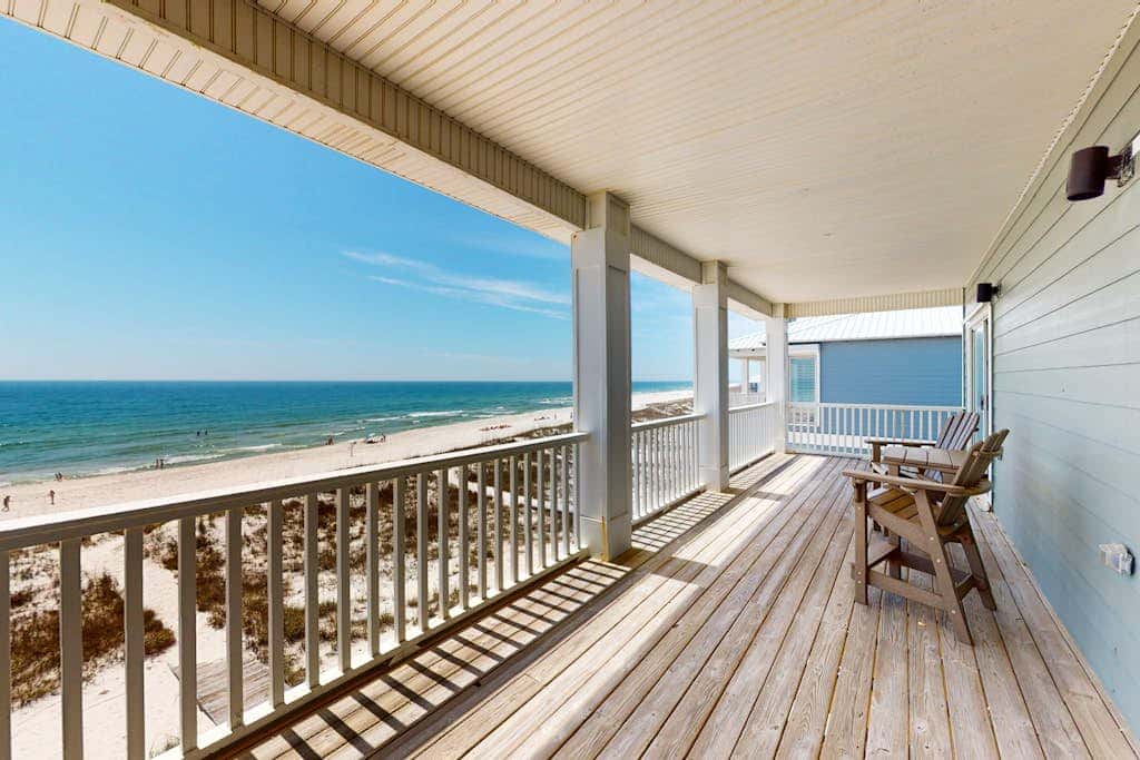 Large beachfront home with pool, deck & AC - wedding-friendly