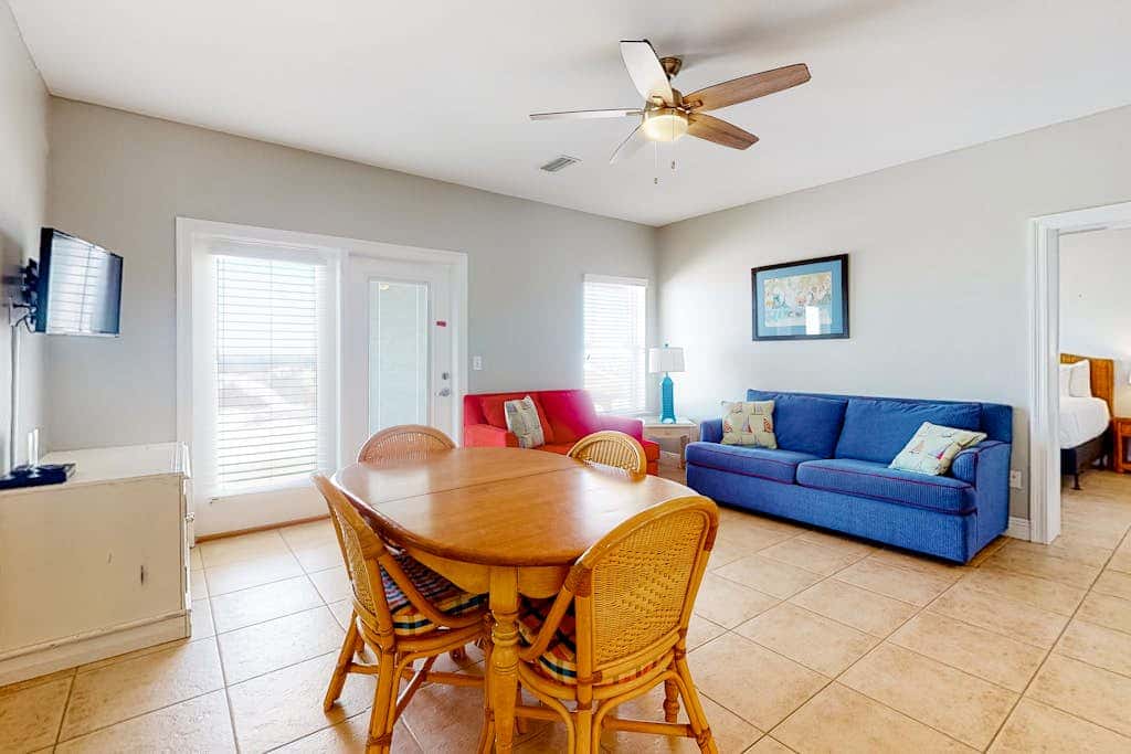 Large beachfront home with pool, deck & AC - wedding-friendly