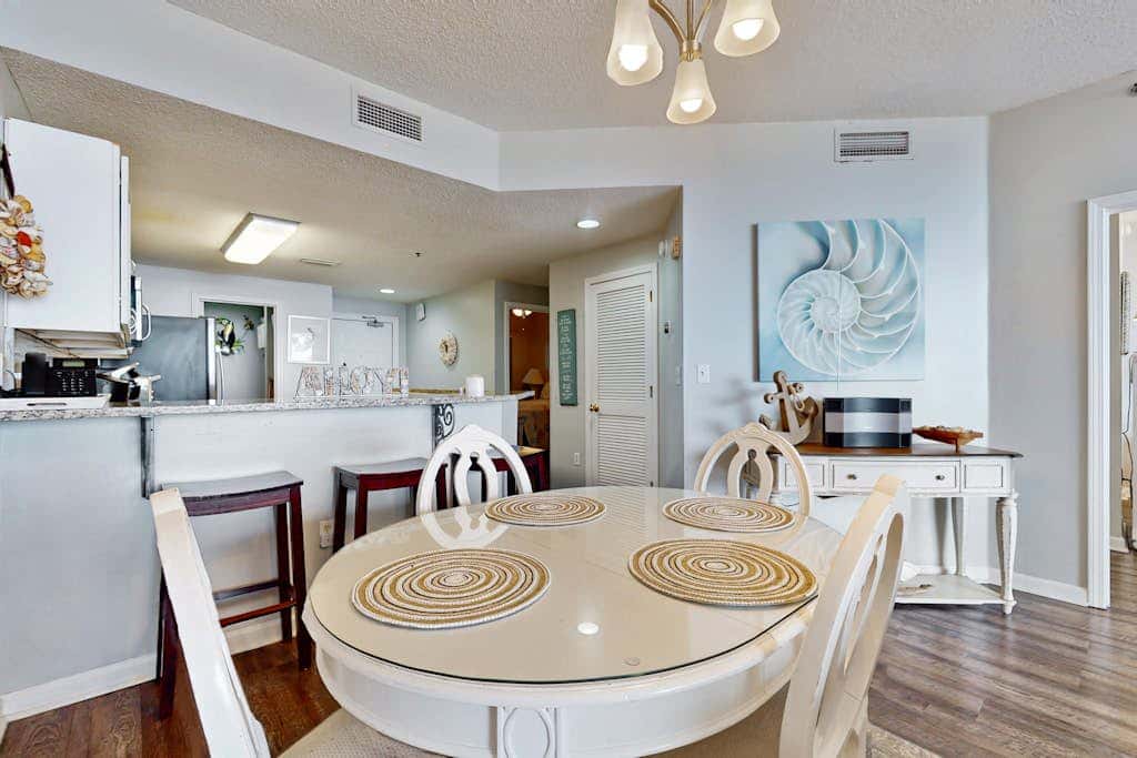 Gulf View Condo w Balcony & Resort Pool Tennis Sauna Gym