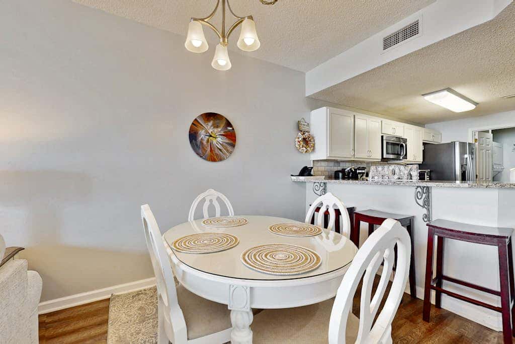 Gulf View Condo w Balcony & Resort Pool Tennis Sauna Gym