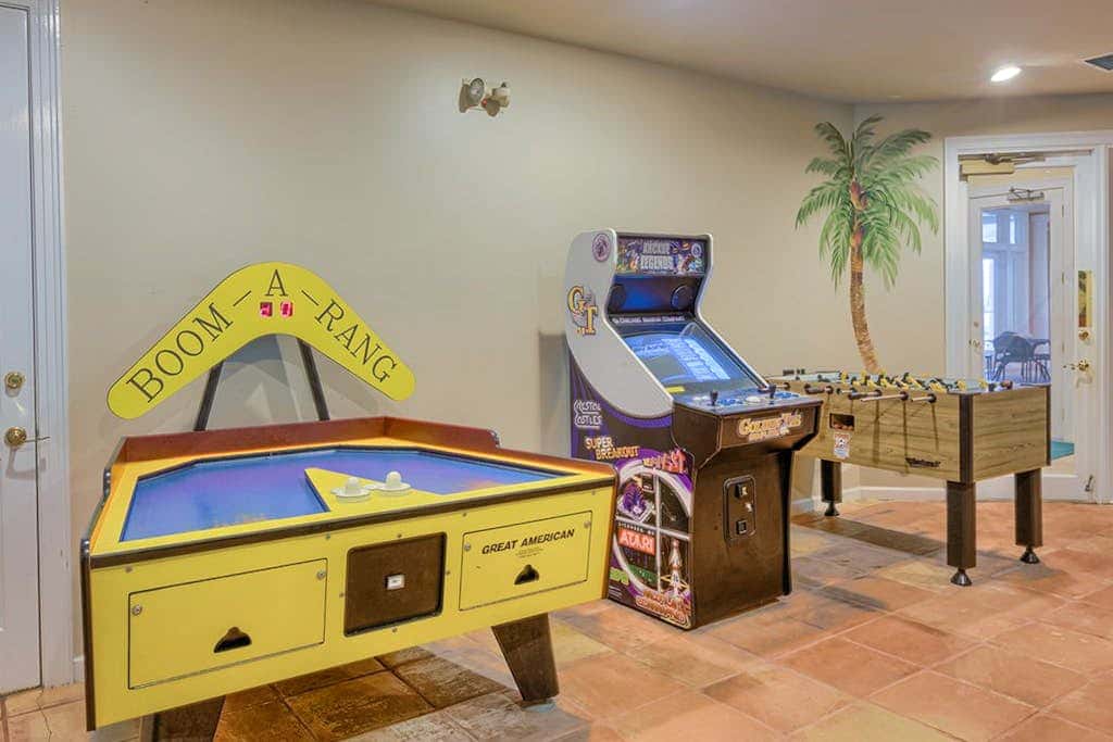 Gulf View Condo w Balcony & Resort Pool Tennis Sauna Gym