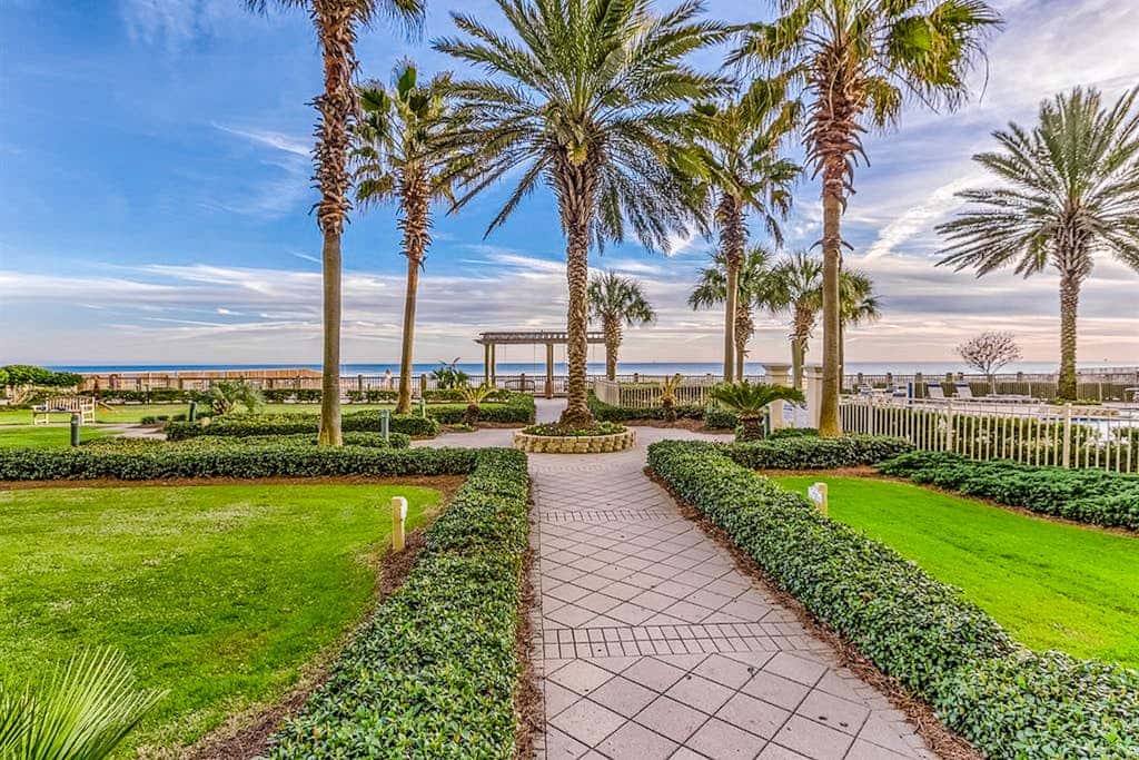 Gulf View Condo w Balcony & Resort Pool Tennis Sauna Gym