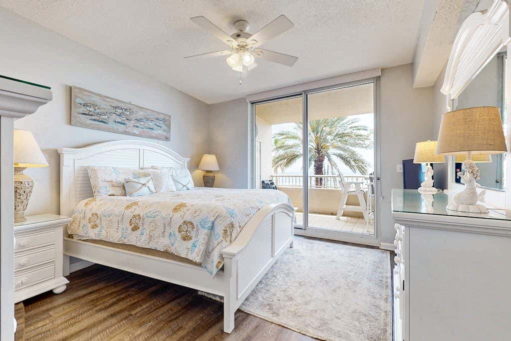 Gulf View Condo w Balcony & Resort Pool Tennis Sauna Gym