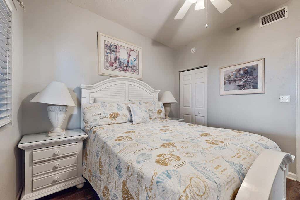 Gulf View Condo w Balcony & Resort Pool Tennis Sauna Gym