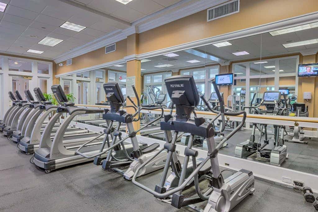 Gulf View Condo w Balcony & Resort Pool Tennis Sauna Gym
