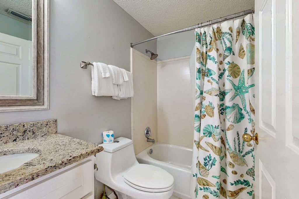 Gulf View Condo w Balcony & Resort Pool Tennis Sauna Gym