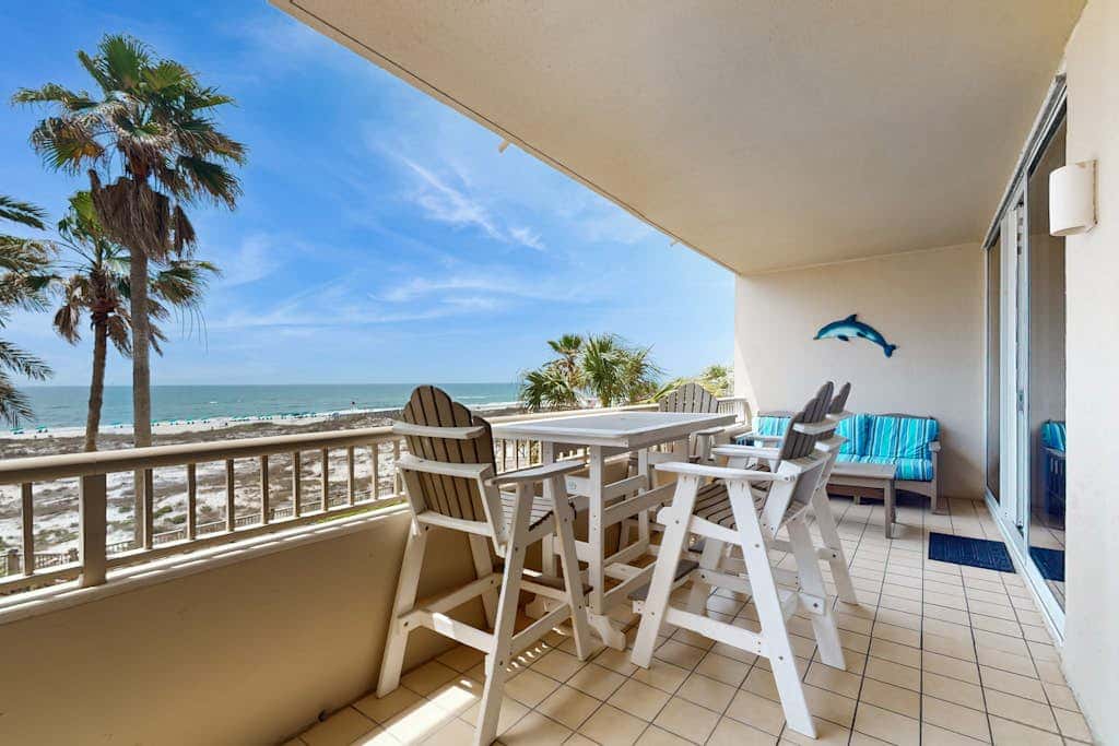 Gulf View Condo w Balcony & Resort Pool Tennis Sauna Gym