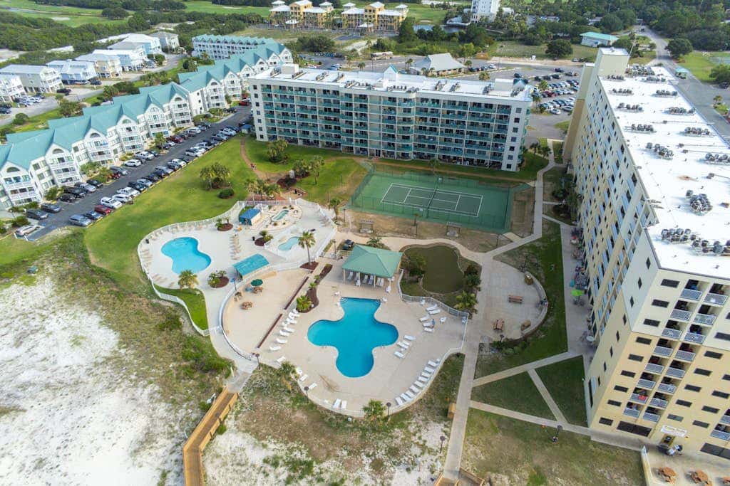 Waterfront condo with pool & hot tub