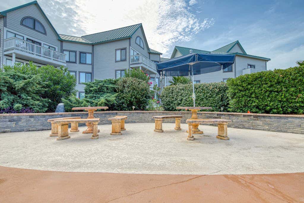 Waterfront condo with pool & hot tub