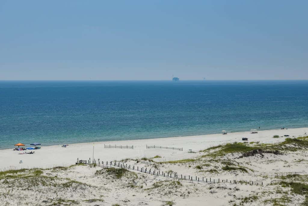 Condo with Gulf-facing balcony, shared pool, hot tub, gym