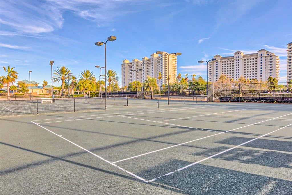 Gulffront Condo W Furnished Deck, Beach Access, Fast WiFi & Shared Pool Hot Tub