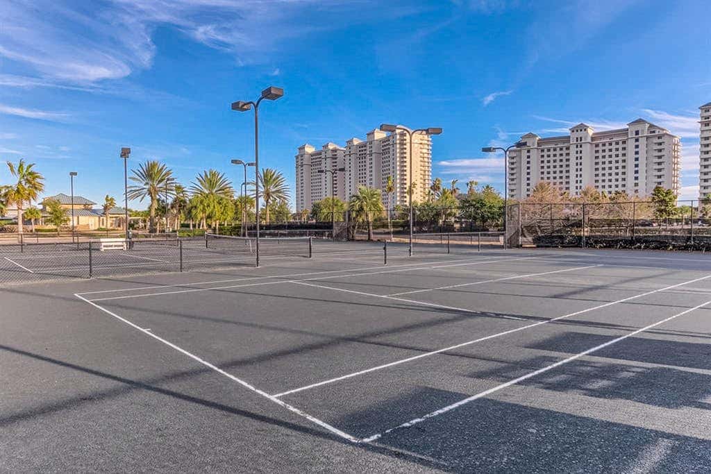 Wonderful Condo on 12th Floor of Luxurious Resort with Shared Hot Tub & Pool, AC