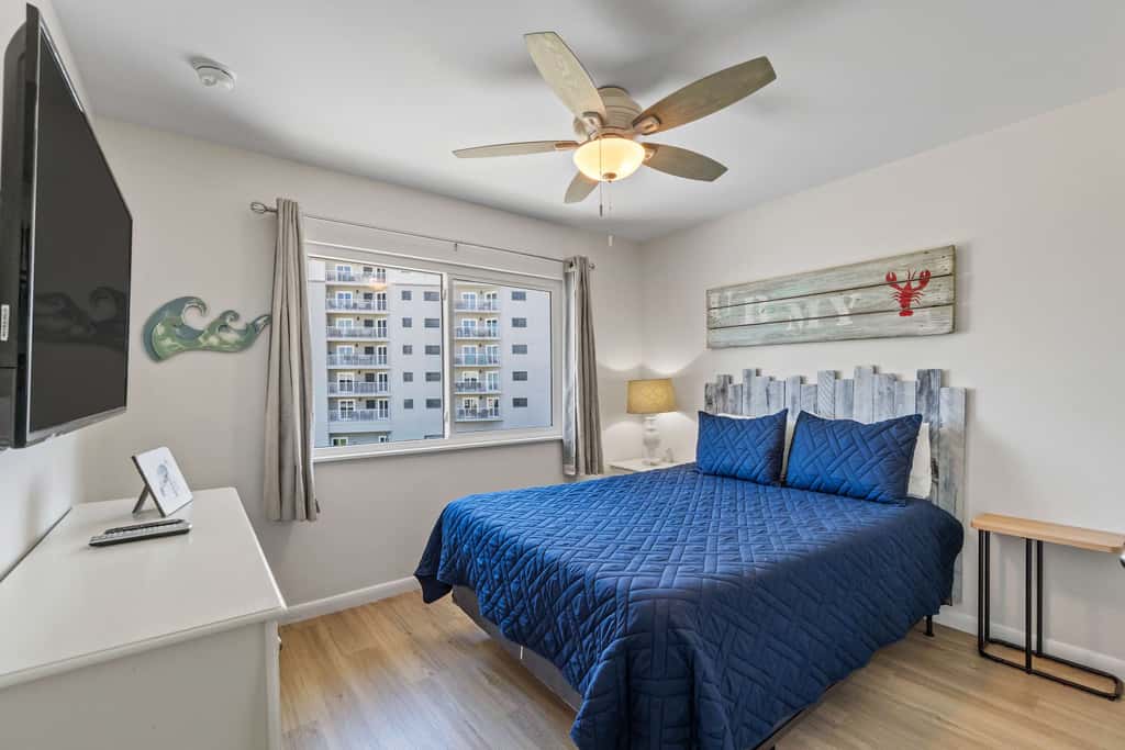 Third-floor condo with pool, hot tub, partial ocean view, gym, & central AC