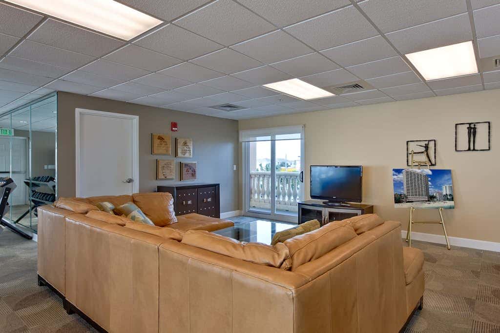 Gulf front condo w swim-through outdoor & indoor pool, hot tub, and sauna