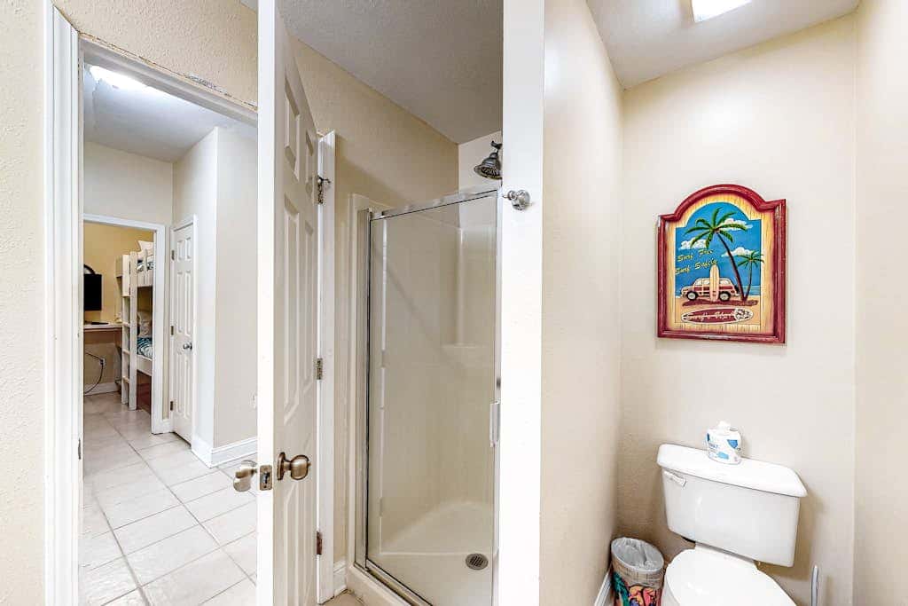 Ocean & Gulf front condo w furnished balcony, shared in & outdoor pools, & hot tub