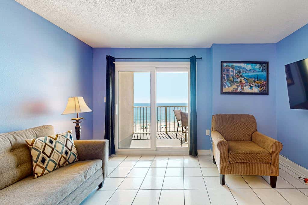 Clearwater condo with bunk room, pool, & balcony - walk to waves