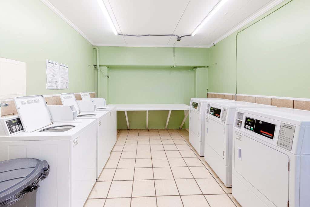 Second Floor Condo with Shared Pool, Fast WiFi, Central AC, and Full Kitchen