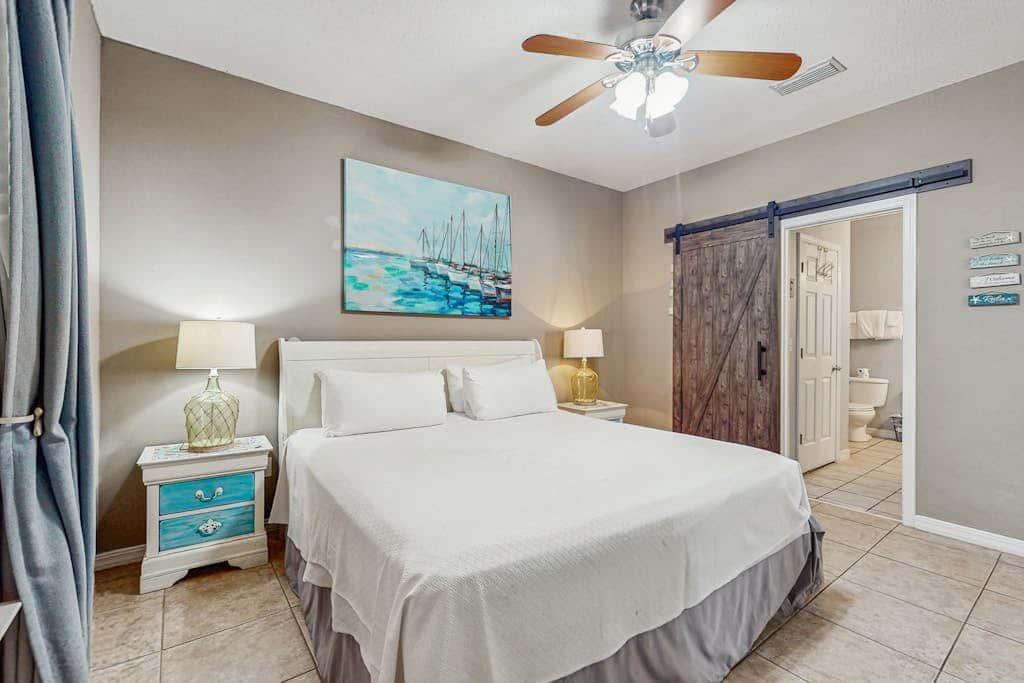Spacious condo with pool & screened porch