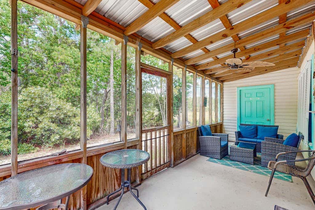 Spacious condo with pool & screened porch