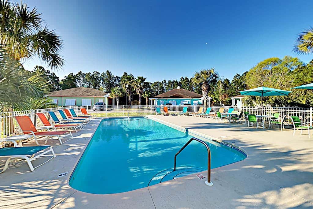 Spacious condo with pool & screened porch