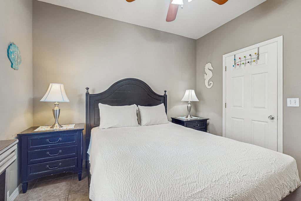 Spacious condo with pool & screened porch