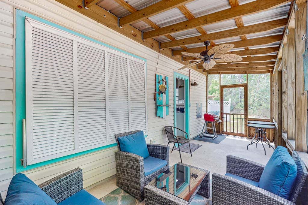 Spacious condo with pool & screened porch