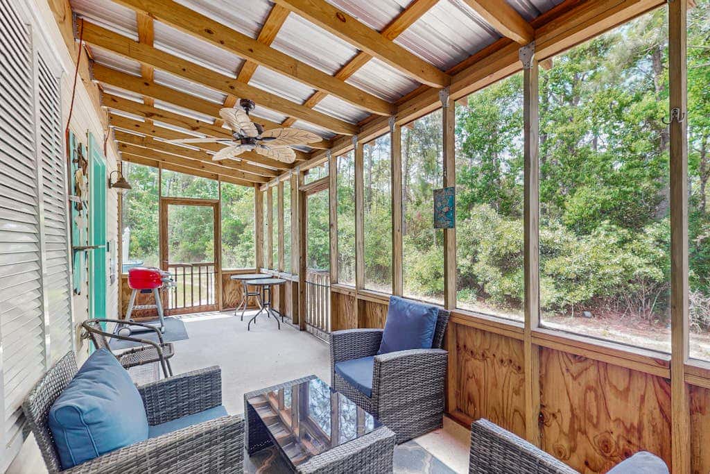 Spacious condo with pool & screened porch