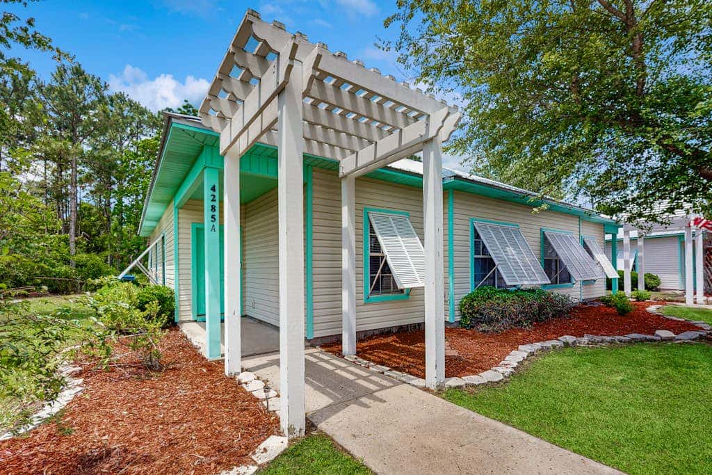 Spacious condo with pool & screened porch