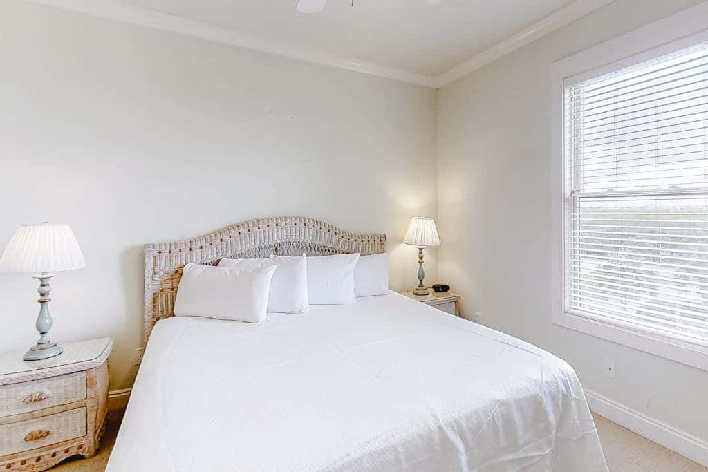 Spacious beachfront wedding-friendly home with multiple decks & shared pool