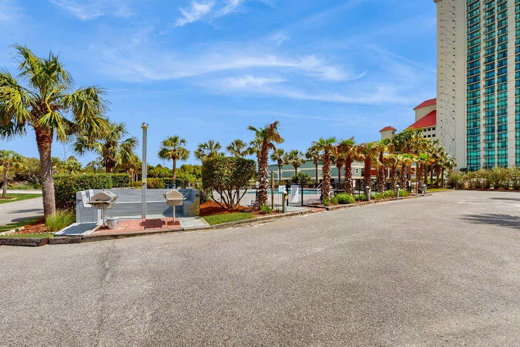 Spacious beachfront wedding-friendly home with multiple decks & shared pool