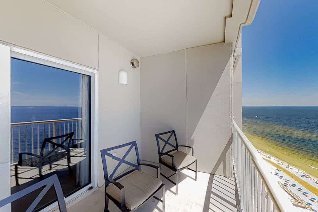Escapes to the Shores 1604