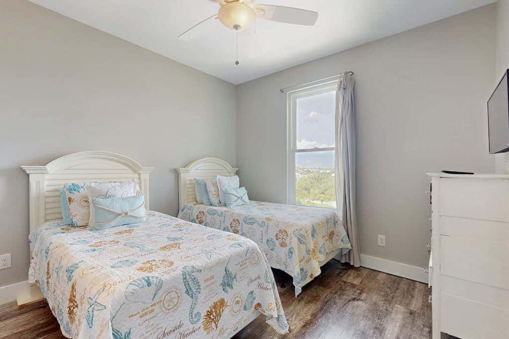 Gorgeous beach house with private pool, outdoor TV & custom grill area