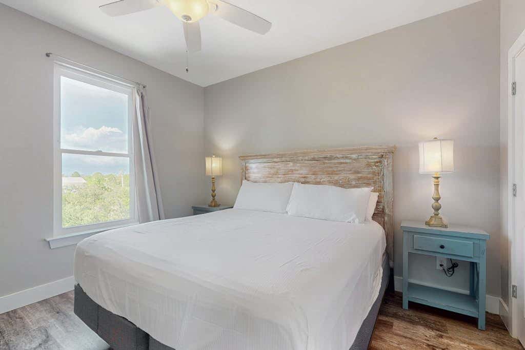 Gorgeous beach house with private pool, outdoor TV & custom grill area