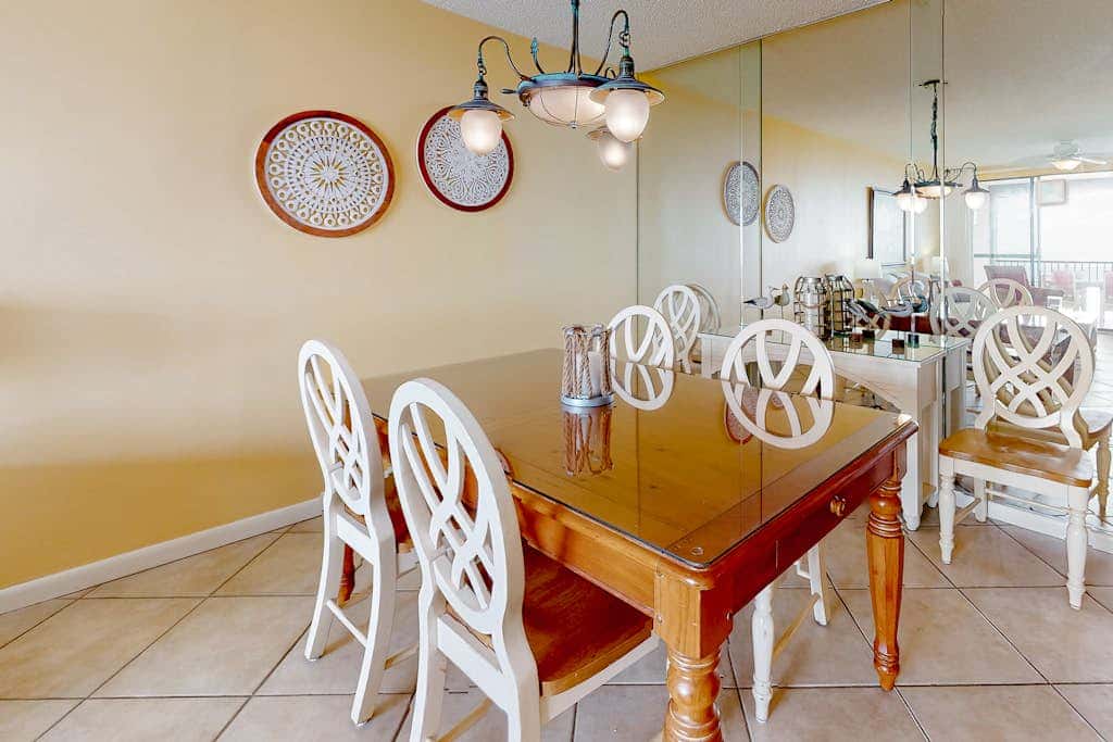 Gulf-front getaway with pool, hot tub, athletic courts & central AC