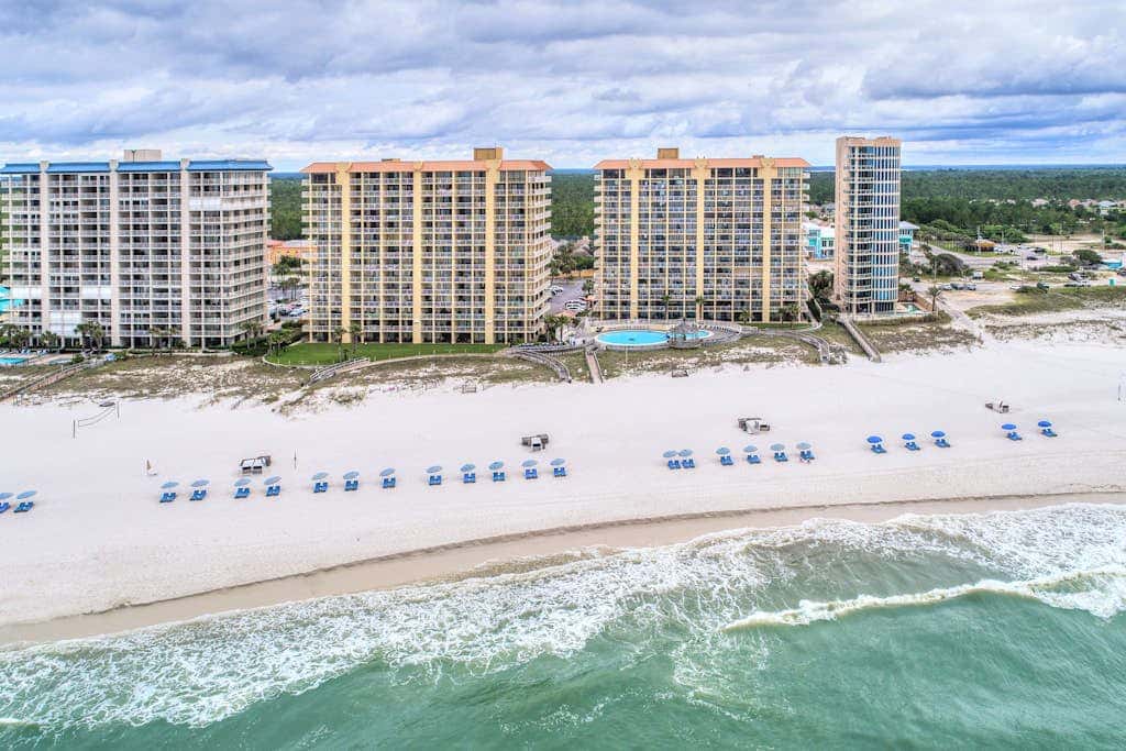 Gulf-front getaway with pool, hot tub, athletic courts & central AC