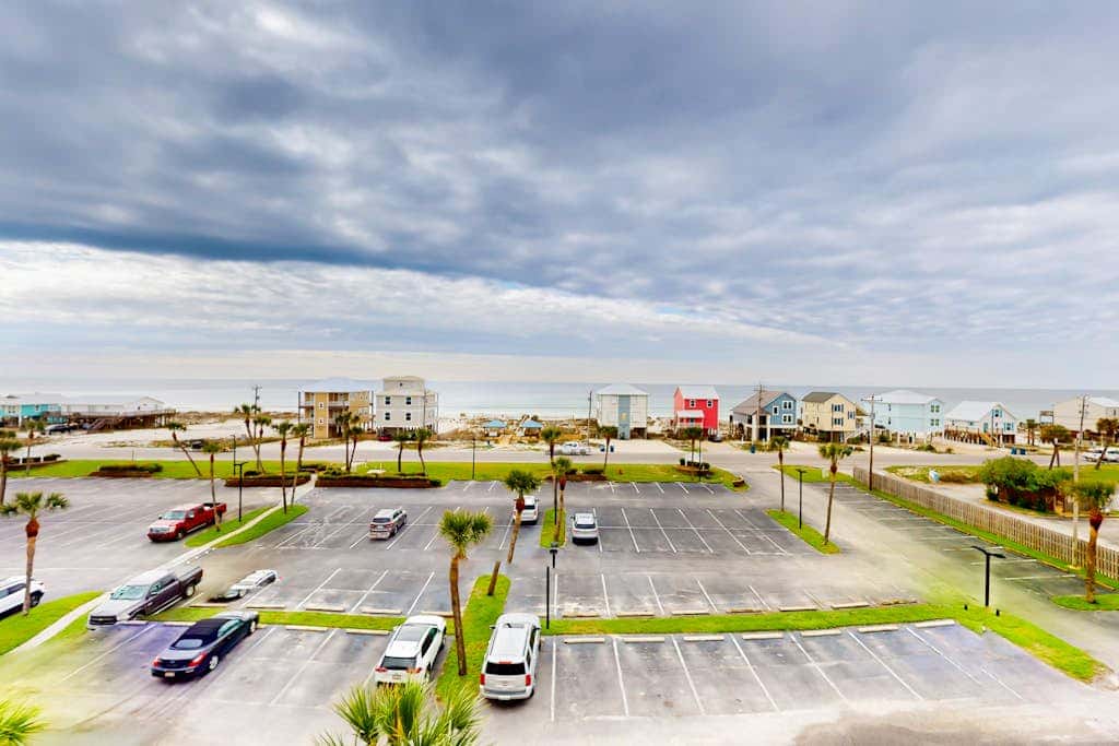 505A - Waterview condo w/ open layout, W/D, & AC - hot tub, pool, & tennis court