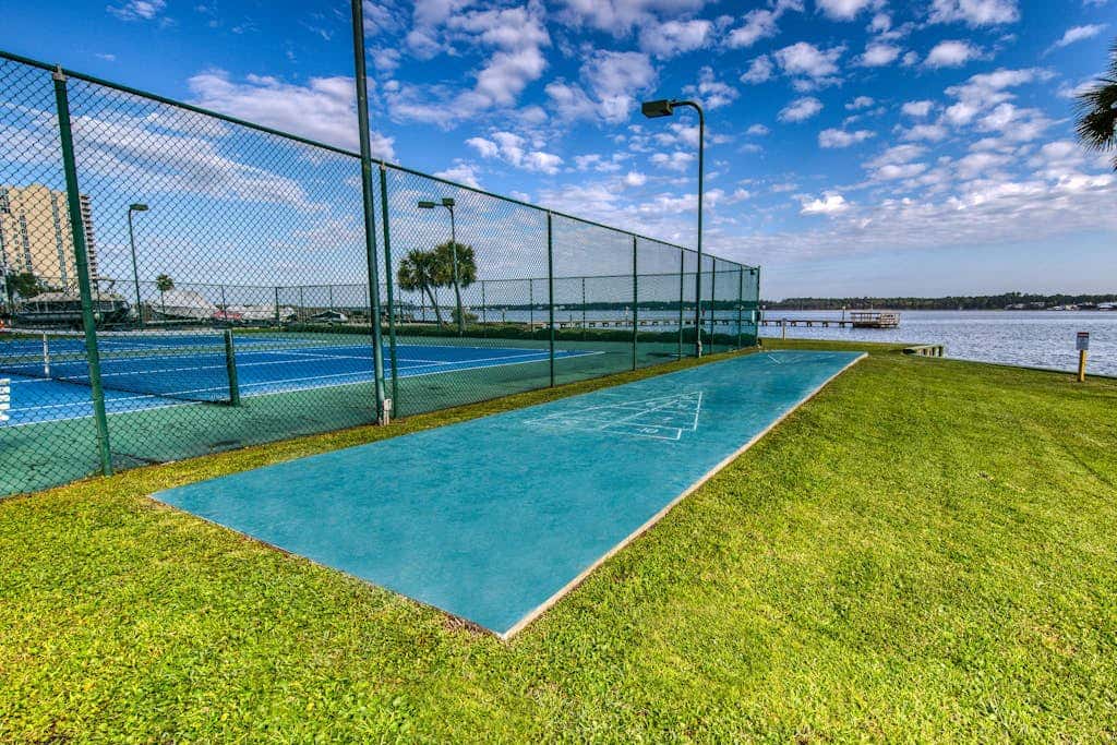 505A - Waterview condo w/ open layout, W/D, & AC - hot tub, pool, & tennis court