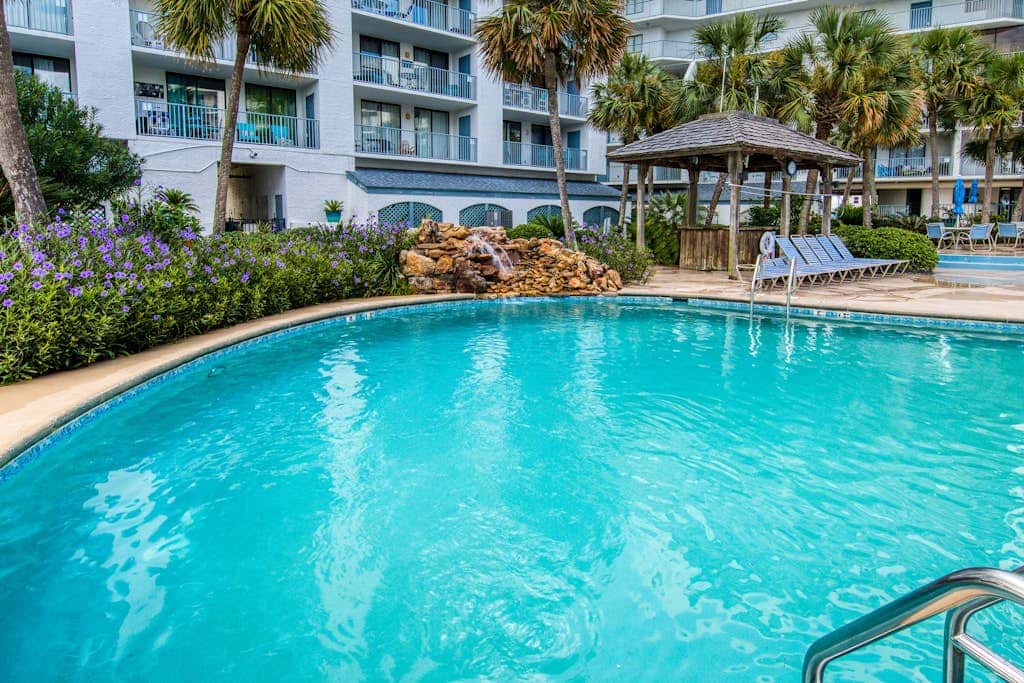 505A - Waterview condo w/ open layout, W/D, & AC - hot tub, pool, & tennis court