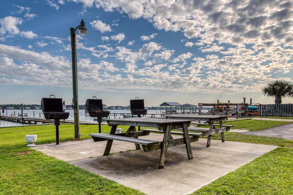 505A - Waterview condo w/ open layout, W/D, & AC - hot tub, pool, & tennis court