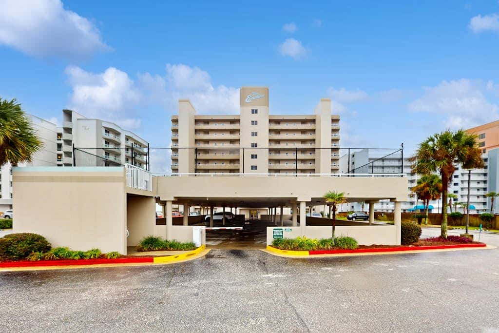 Gulf-front condo w/ beach access, indoor/outdoor pool, & tennis courts