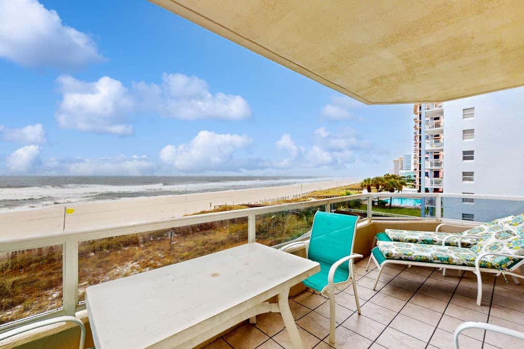 Gulf-front condo w/ beach access, indoor/outdoor pool, & tennis courts
