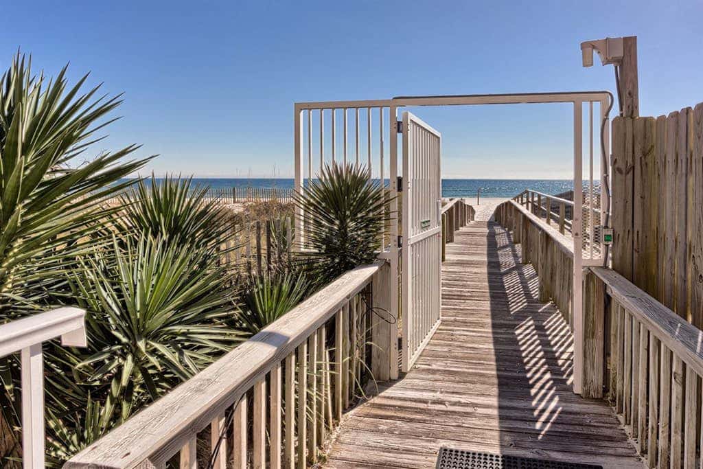 Gulf-front condo w/ beach access, indoor/outdoor pool, & tennis courts