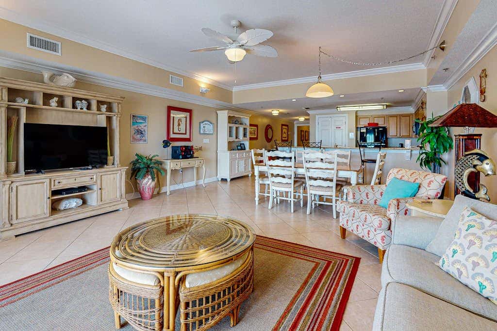 Spacious condo with Gulf-front views & access to pools, hot tub, gym