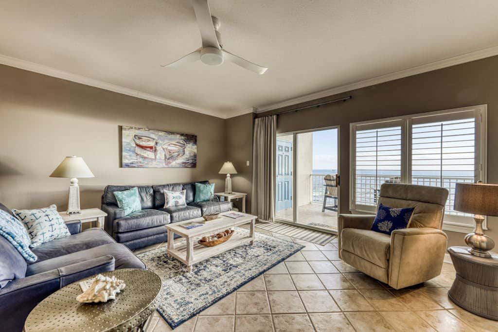 Gorgeous gulf-view condo with indoor & outdoor pools Sauna & boardwalk