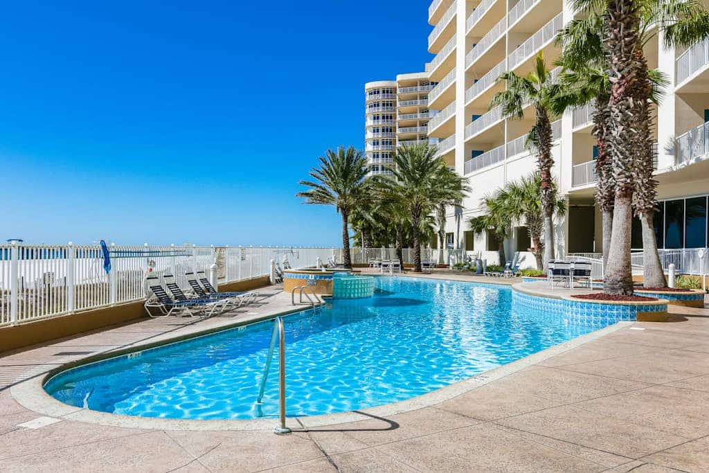Admirals Quarters 704